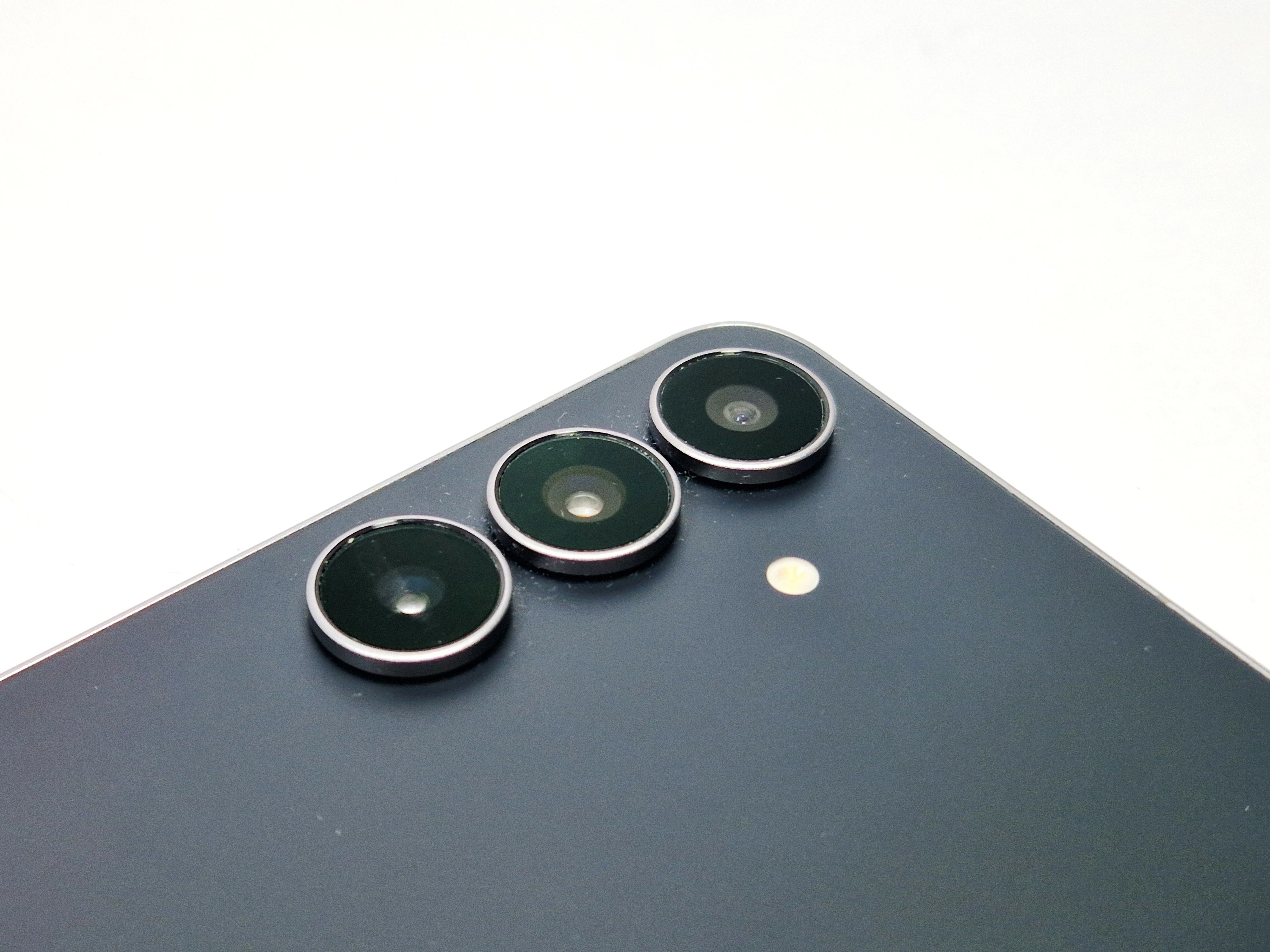 telefon-samsung-s25-fe-6128gb-ean-gtin-8806097644699