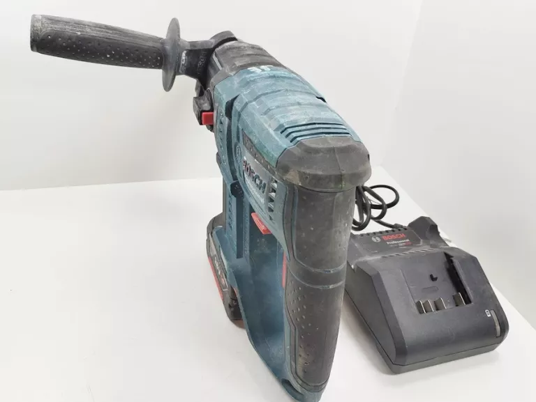 akumulatorowy-mlot-udarowo-obrotowy-bosch-gbh-180-li-typ-uchwytu-128474-1