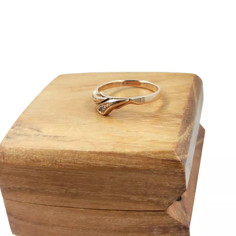 sliczny-zloty-pierscionek-2-cyrkonie-215g-585-ean-gtin-0012356588842