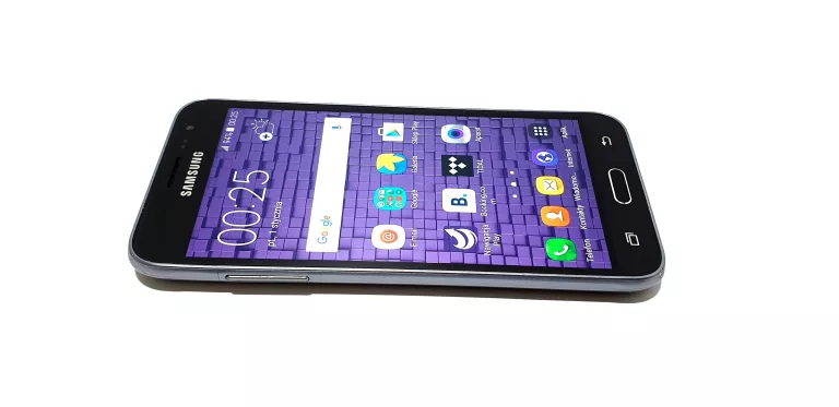telefon-samsung-galaxy-j3-8gb-kod-producenta-sm-j330f