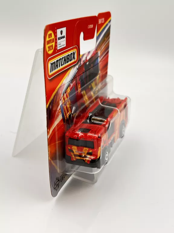 matchbox-resorak-autko-scania-xt-fire-truck-ean-gtin-027084086263