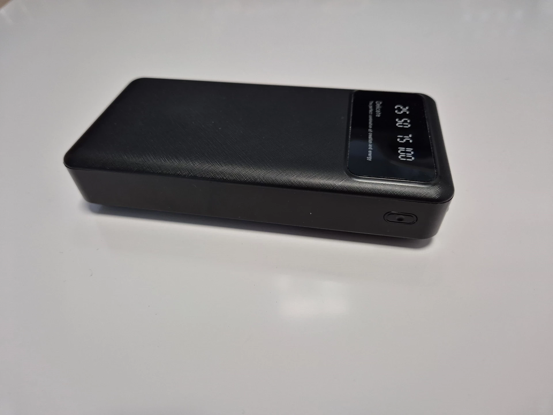 powerbank-hinne-20000mah-21a-5v-stan-11323-2