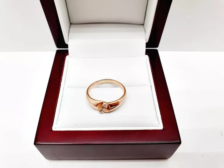 delikatny-elegancki-zloty-pierscionek-z-cyrkoniami-p585-14ct-202g-r12-waga-202