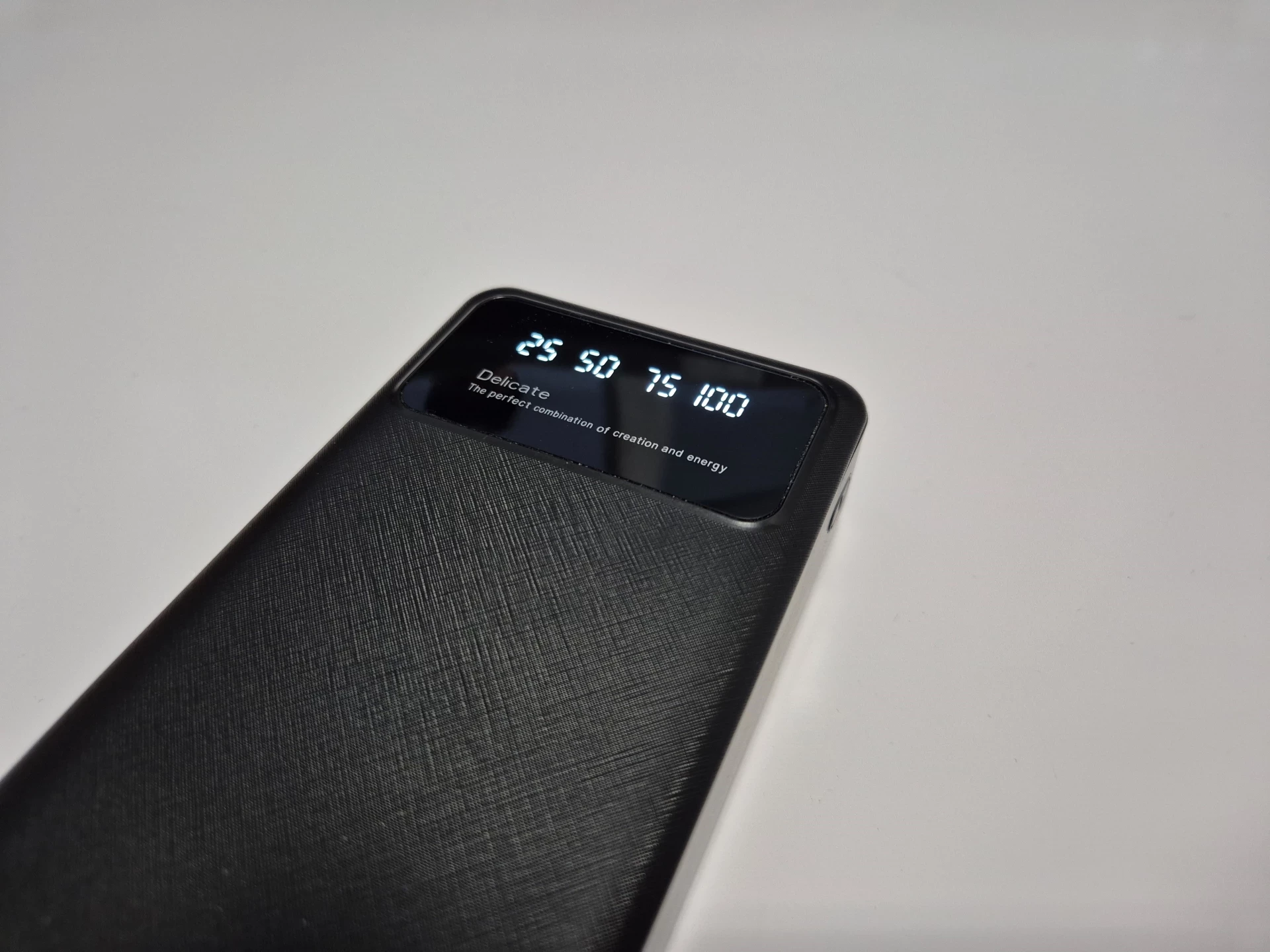 powerbank-hinne-20000mah-21a-5v-typ-akumulatora-210258-242098