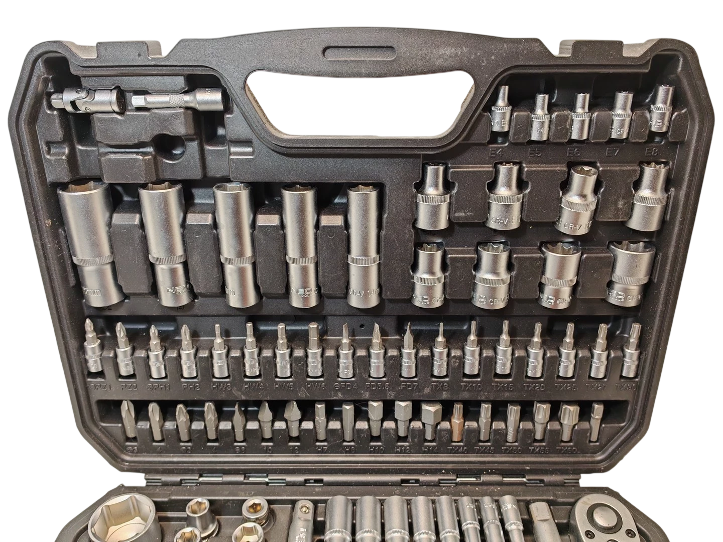 zestaw-narzedzi-neo-tools-110-elementow-liczba-elementow-w-zestawie-110