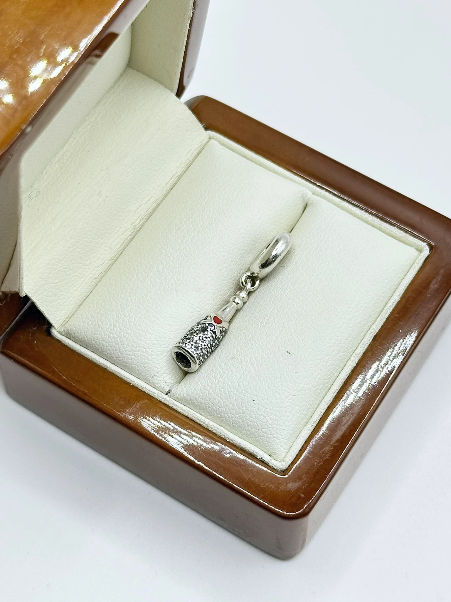 piekny-charms-do-bransoletki-celebration-time-szampan-srebro-925-niepodleglosci-18-wschowa-kamp