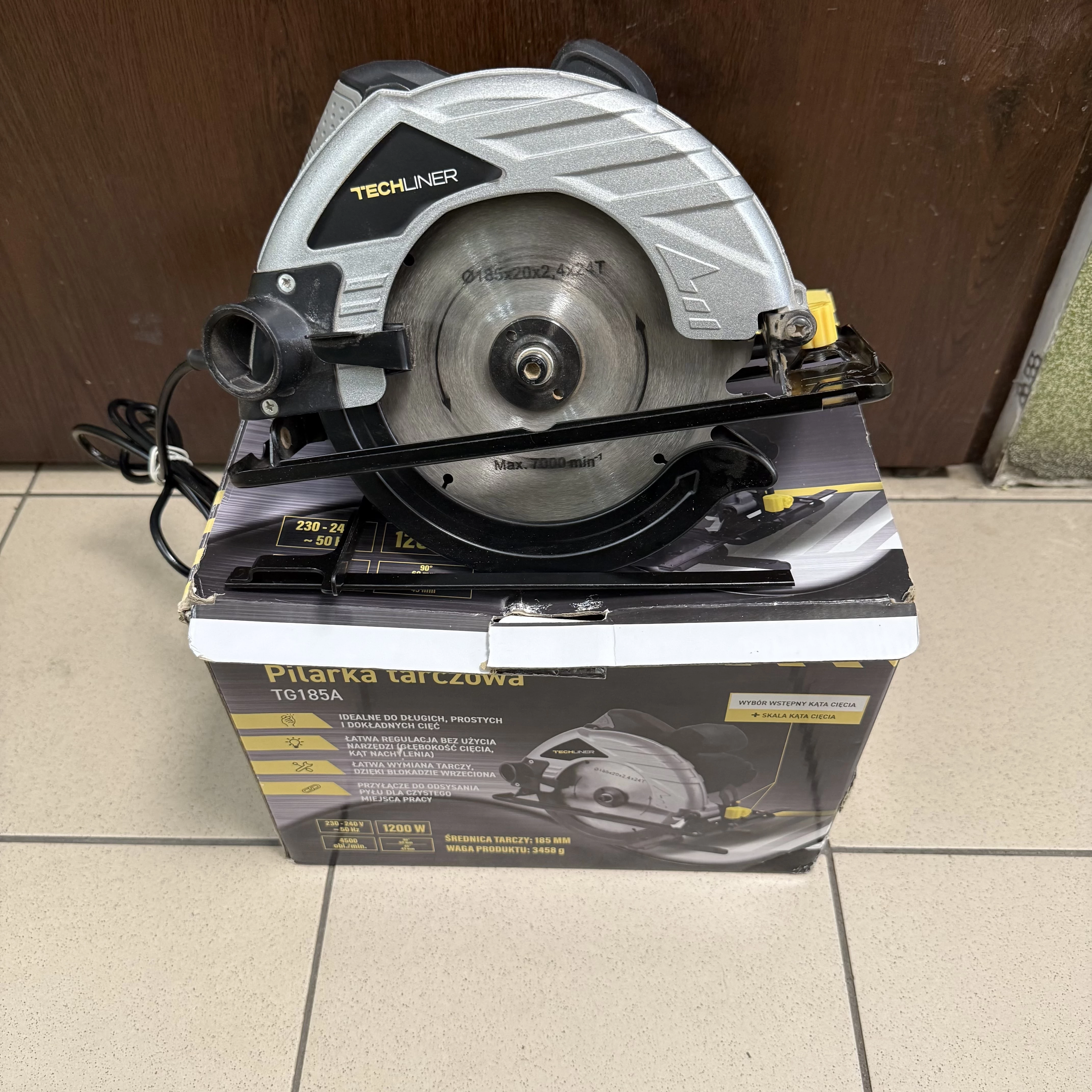 pilarka-tarczowa-techliner-tg185a-1200w-sniadeckich-11-znin