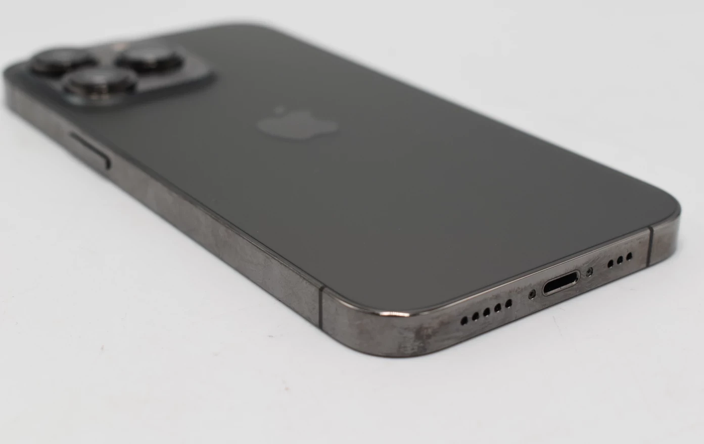 telefon-iphone-13-pro-256gb-88-kondycji-czarny-stan-11323-2