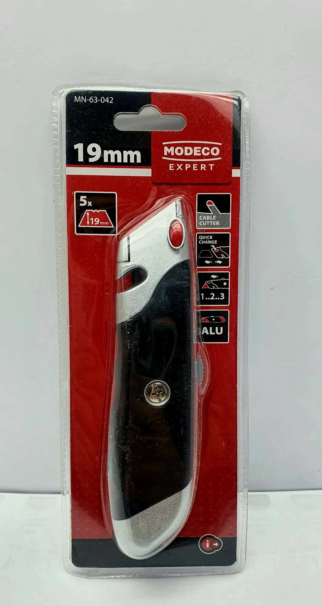 modeco-noz-metalowy-na-ostrza-trapezowe-19mm-rynek-20-gostynin-fly