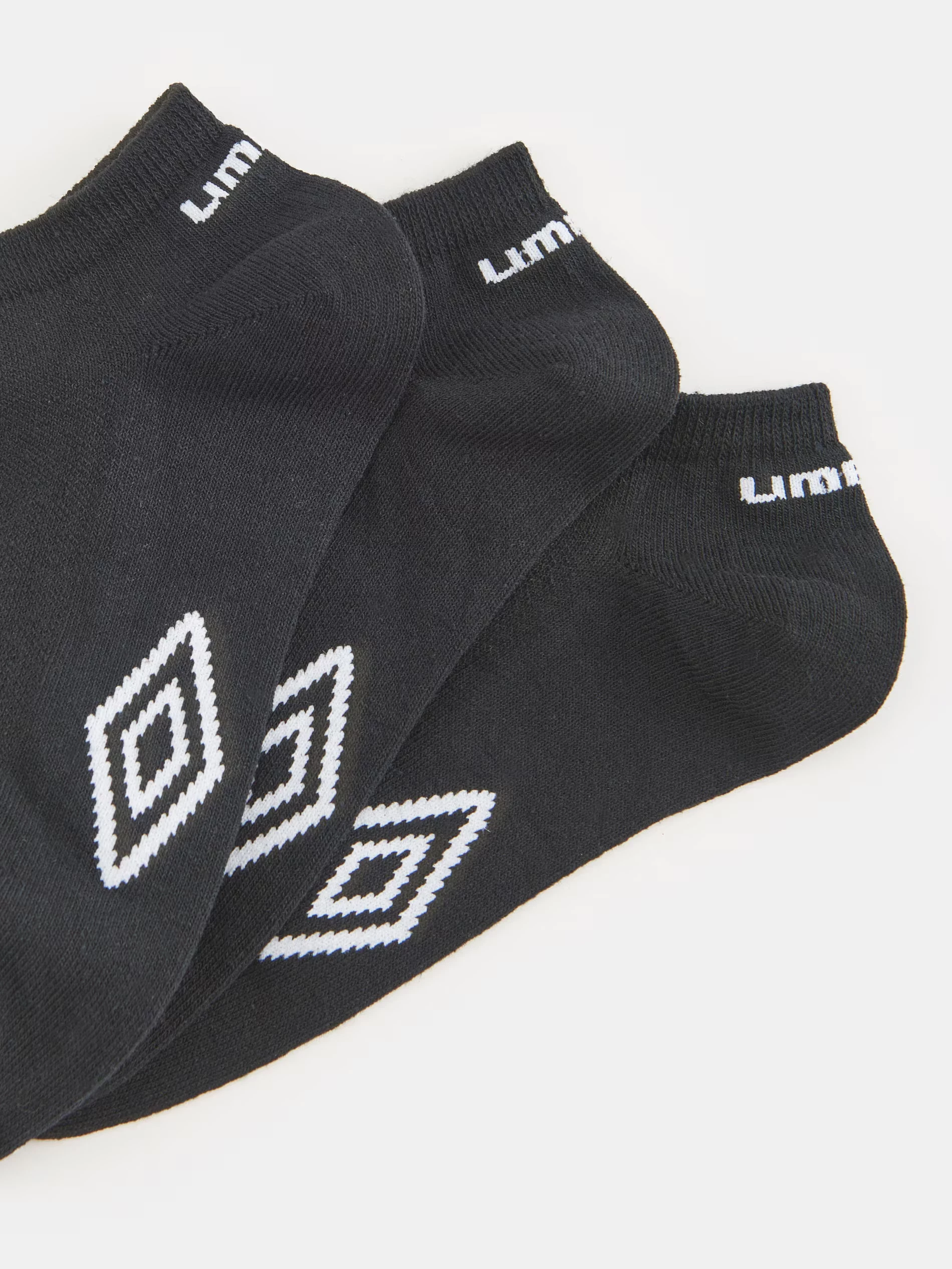 skarpety-meskie-umbro-3-pary-czarne-43-46-ean-gtin-5905571306276