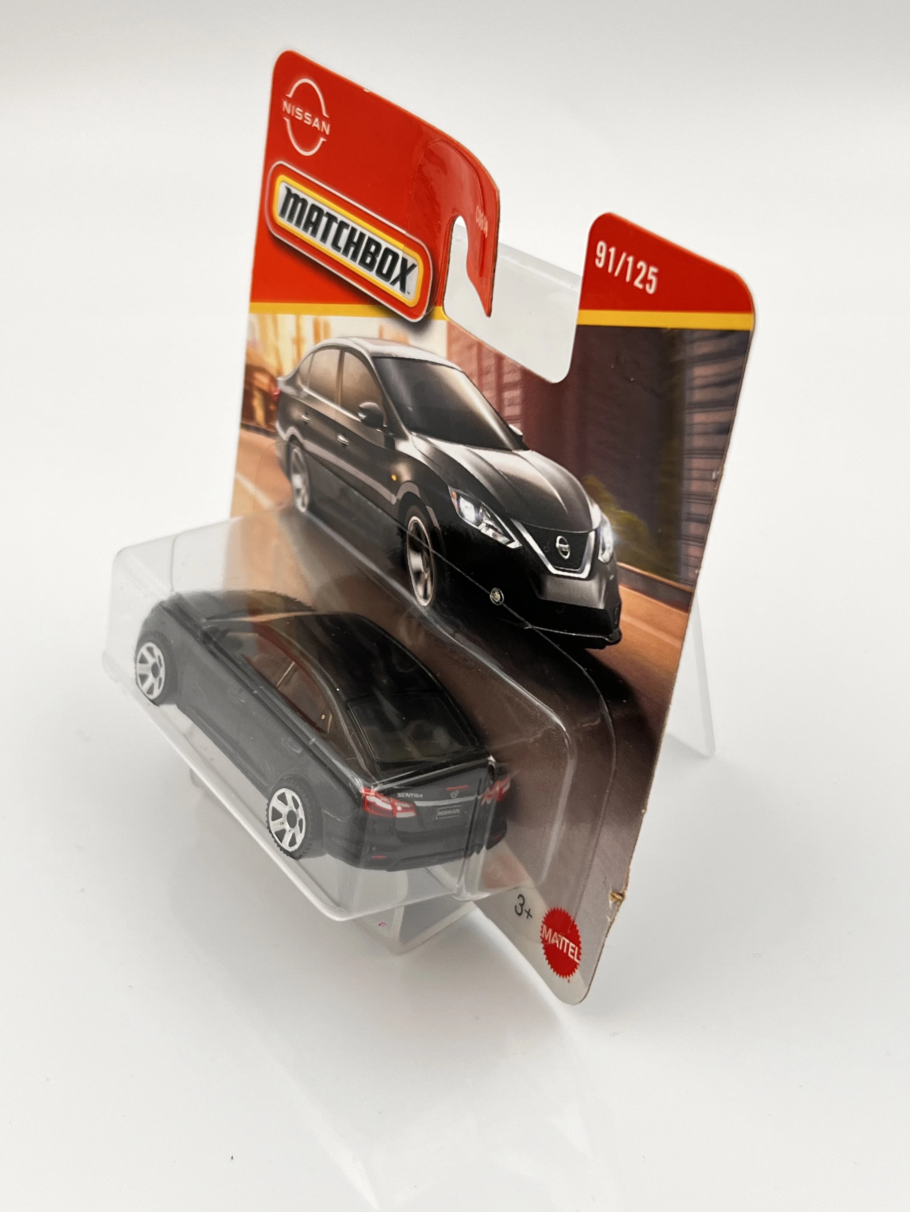 matchbox-resorak-autko-nissan-sentra-2016-stan-11323-2