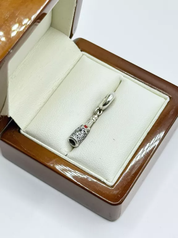 piekny-charms-do-bransoletki-celebration-time-szampan-srebro-925-niepodleglosci-18-wschowa-kamp