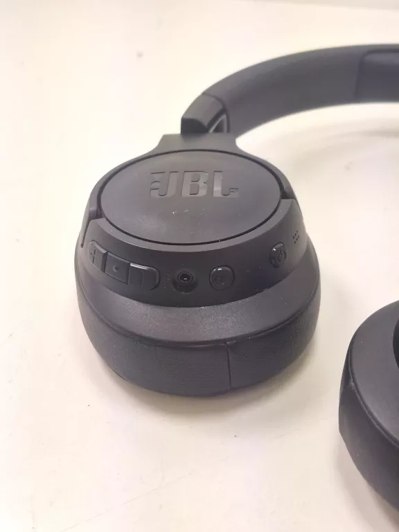 sluchawki-jbl-tune770nc-rodzaj-sluchawek-203681-217745