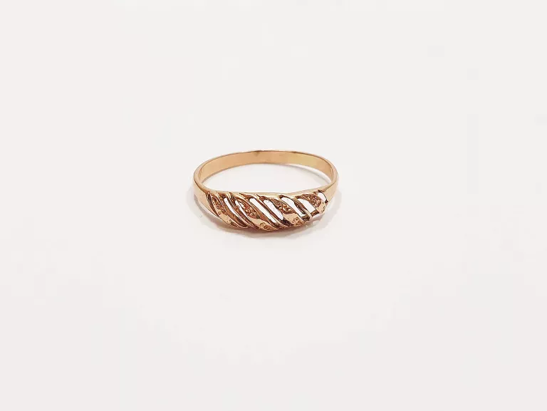 zloty-pierscionek-585-132-g-r-14-drzymaly-55-lubin-sj