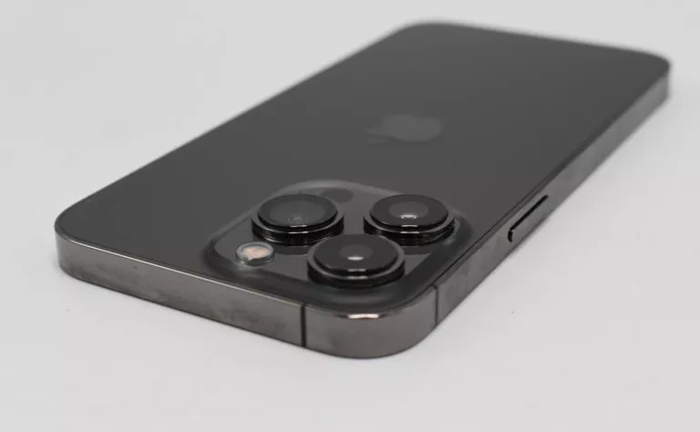 telefon-iphone-13-pro-256gb-88-kondycji-czarny-kod-producenta-mlve3pma