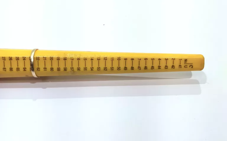 wyrob-jubilerski-uzywany-zloty-pierscionek-585-330g-rodzaj-2205-2