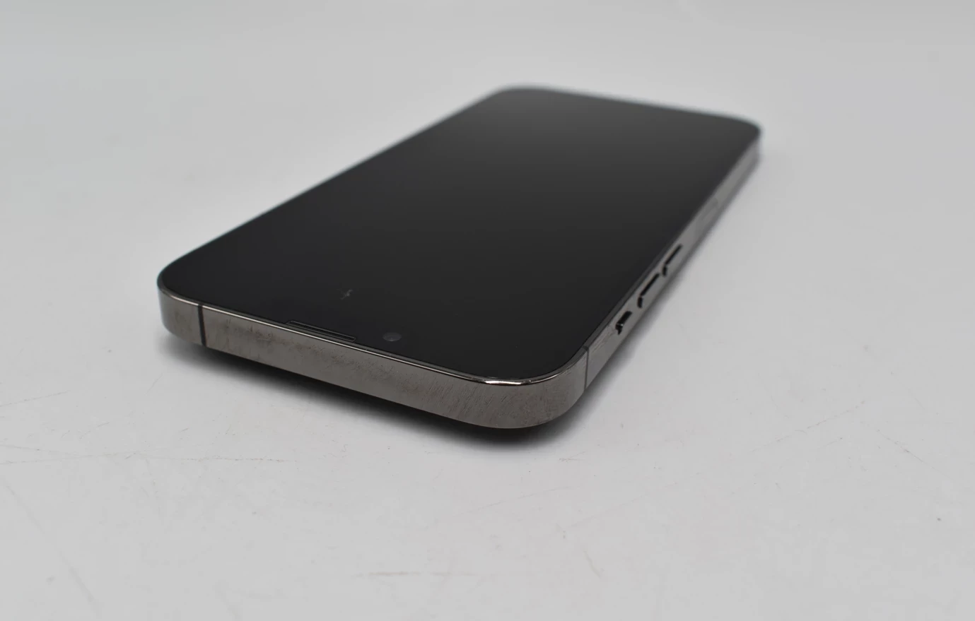 telefon-iphone-13-pro-256gb-88-kondycji-czarny-pamiec-ram-202865-214117