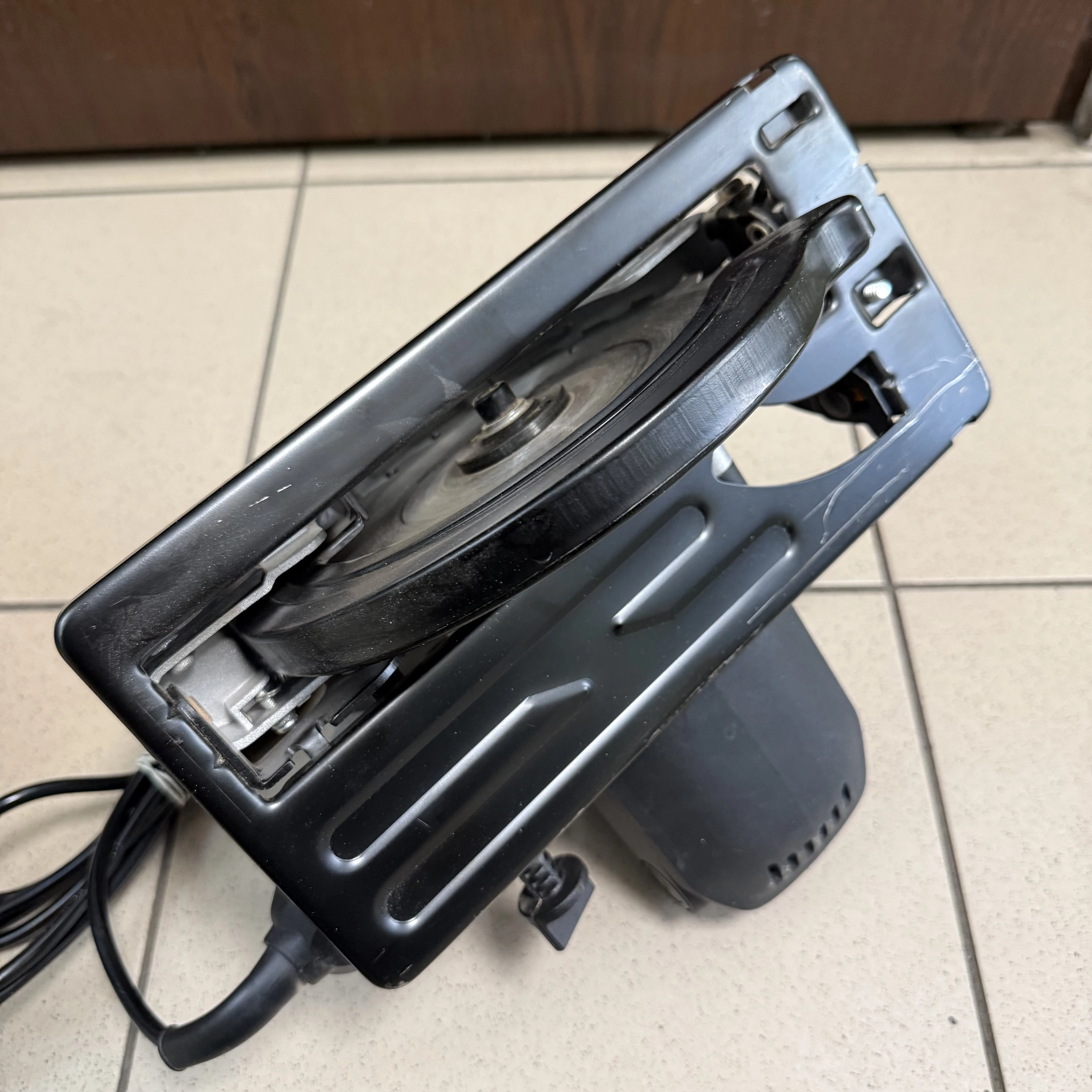 pilarka-tarczowa-techliner-tg185a-1200w-kod-producenta-tg185a