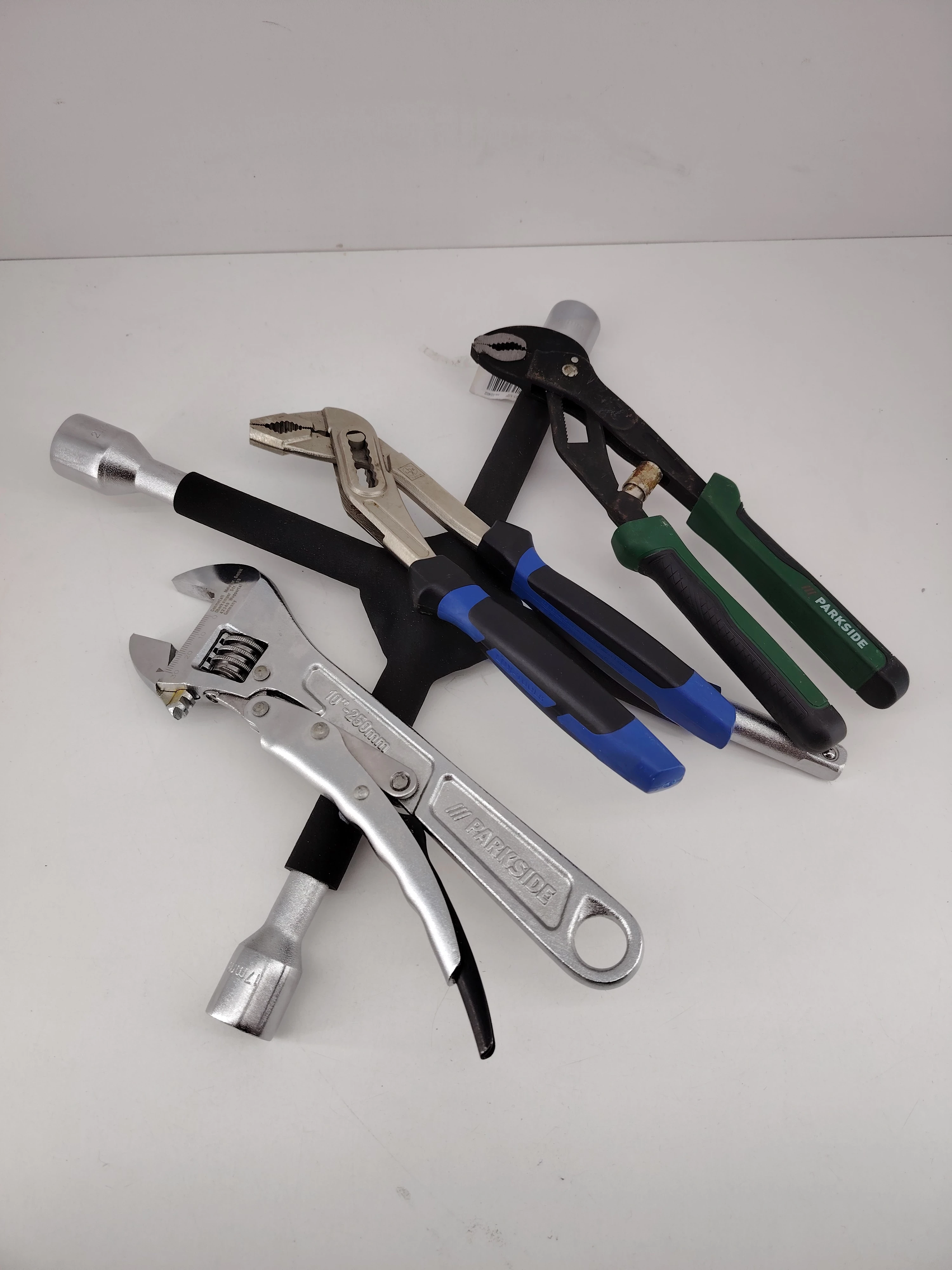 zestaw-kluczy-typu-grzechotka-zabka-aleja-wolnosci-15b-czestochowa-sj