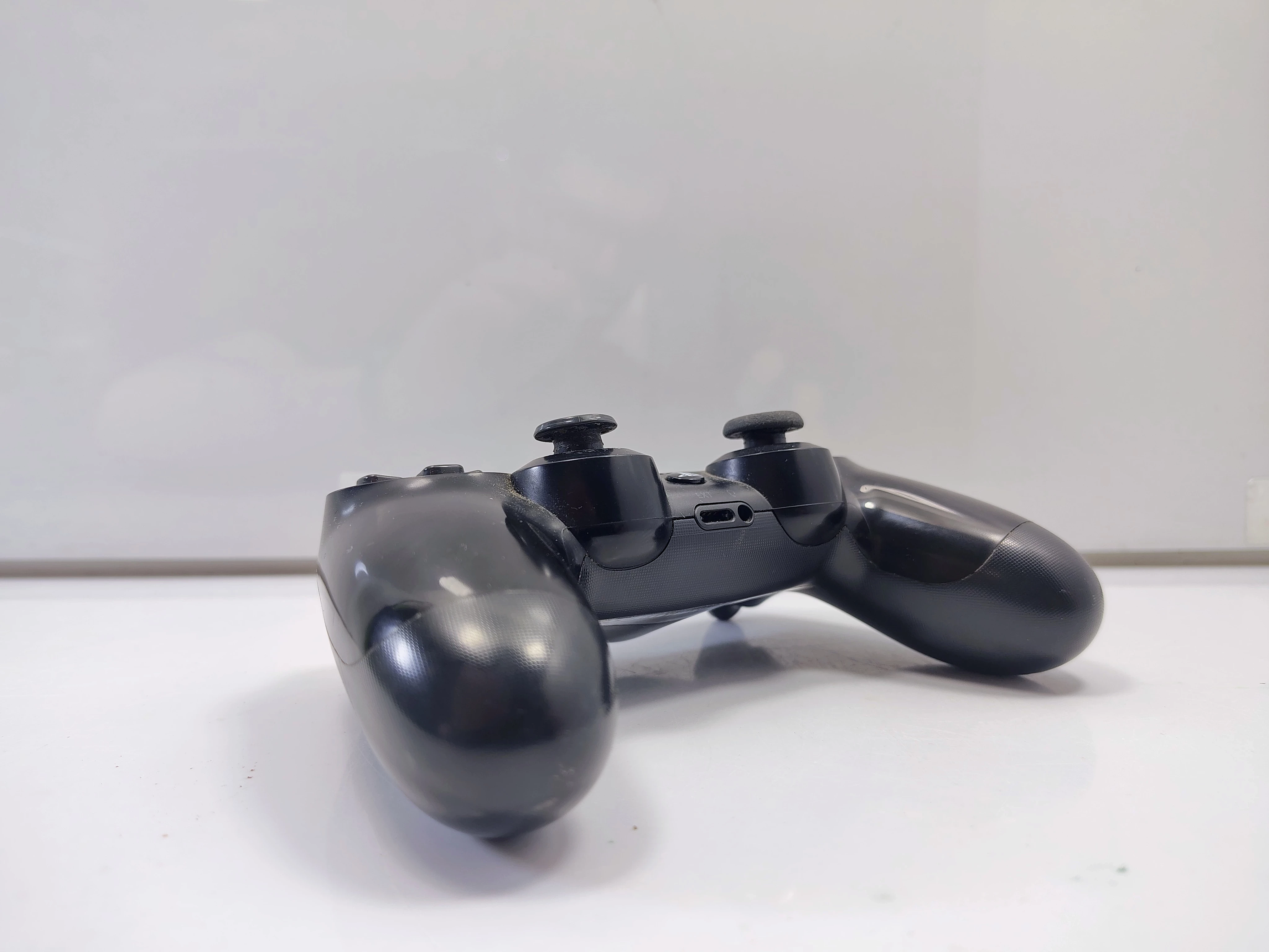 pad-dualsahock-4-sposob-podlaczenia-210654-2