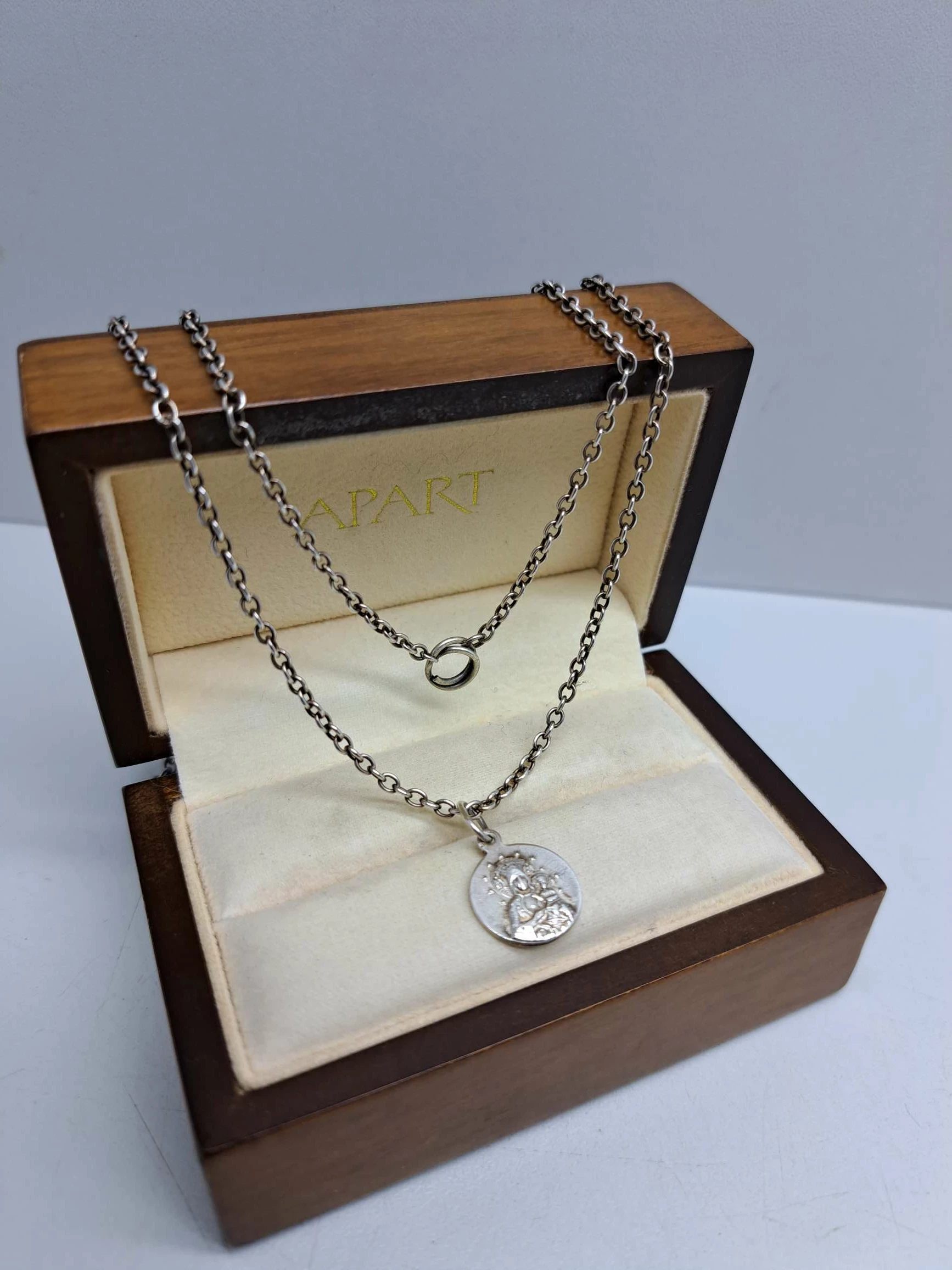 srebrny-lancuszek-z-zawieszka-bozia-pr925-g853-dl70-cm-3-maja-9-lipno