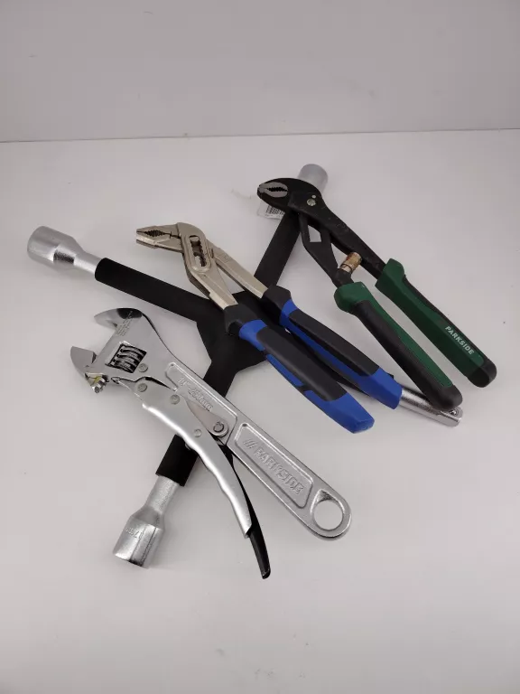 zestaw-kluczy-typu-grzechotka-zabka-aleja-wolnosci-15b-czestochowa-sj