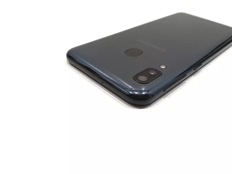 telefon-samsung-galaxy-a20e-przekatna-ekranu-580