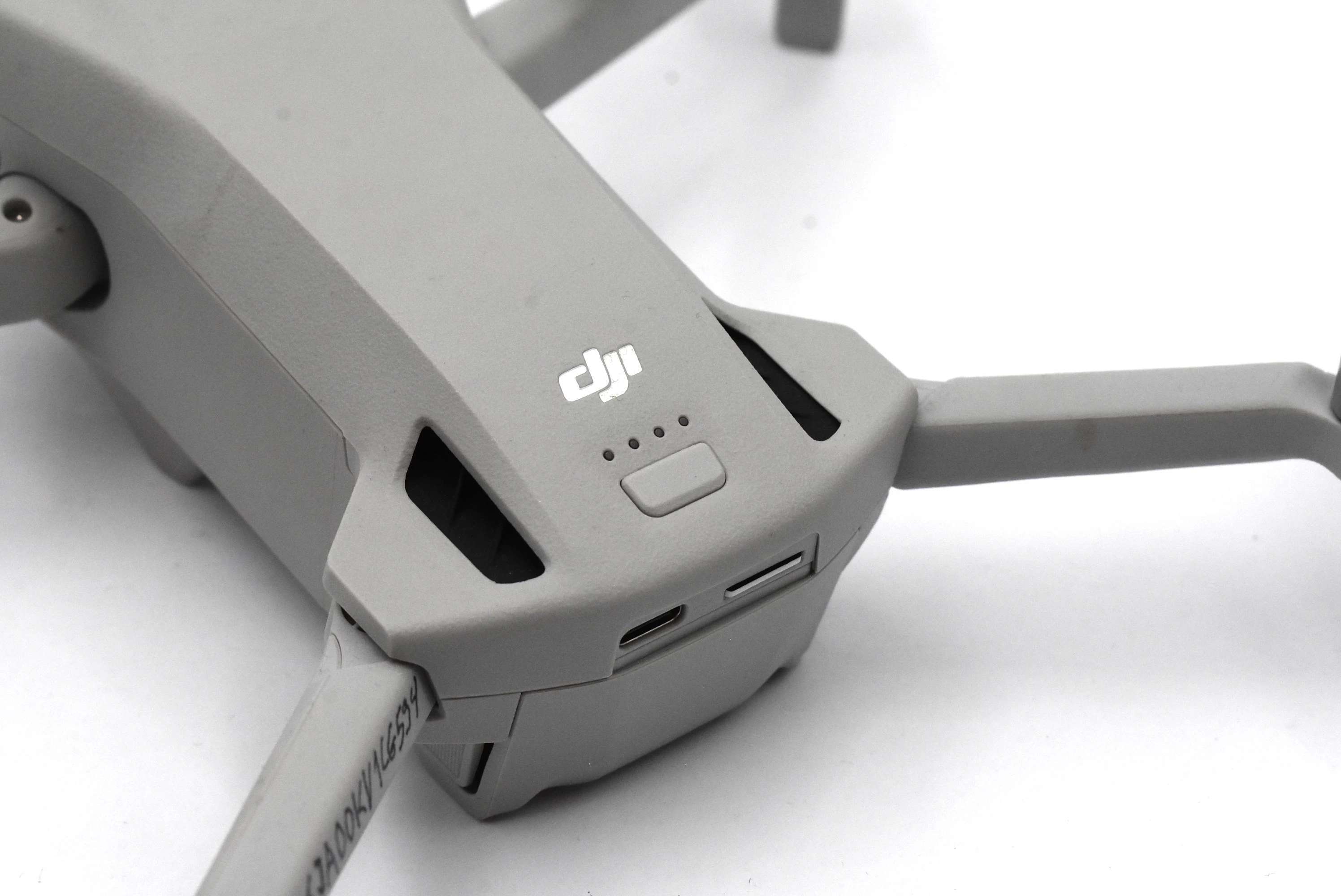 dron-dji-mini-3-rc-249g-z-kamera-4k-hdr-kontroler-rm330-model-dji-mini-3-dji-rc