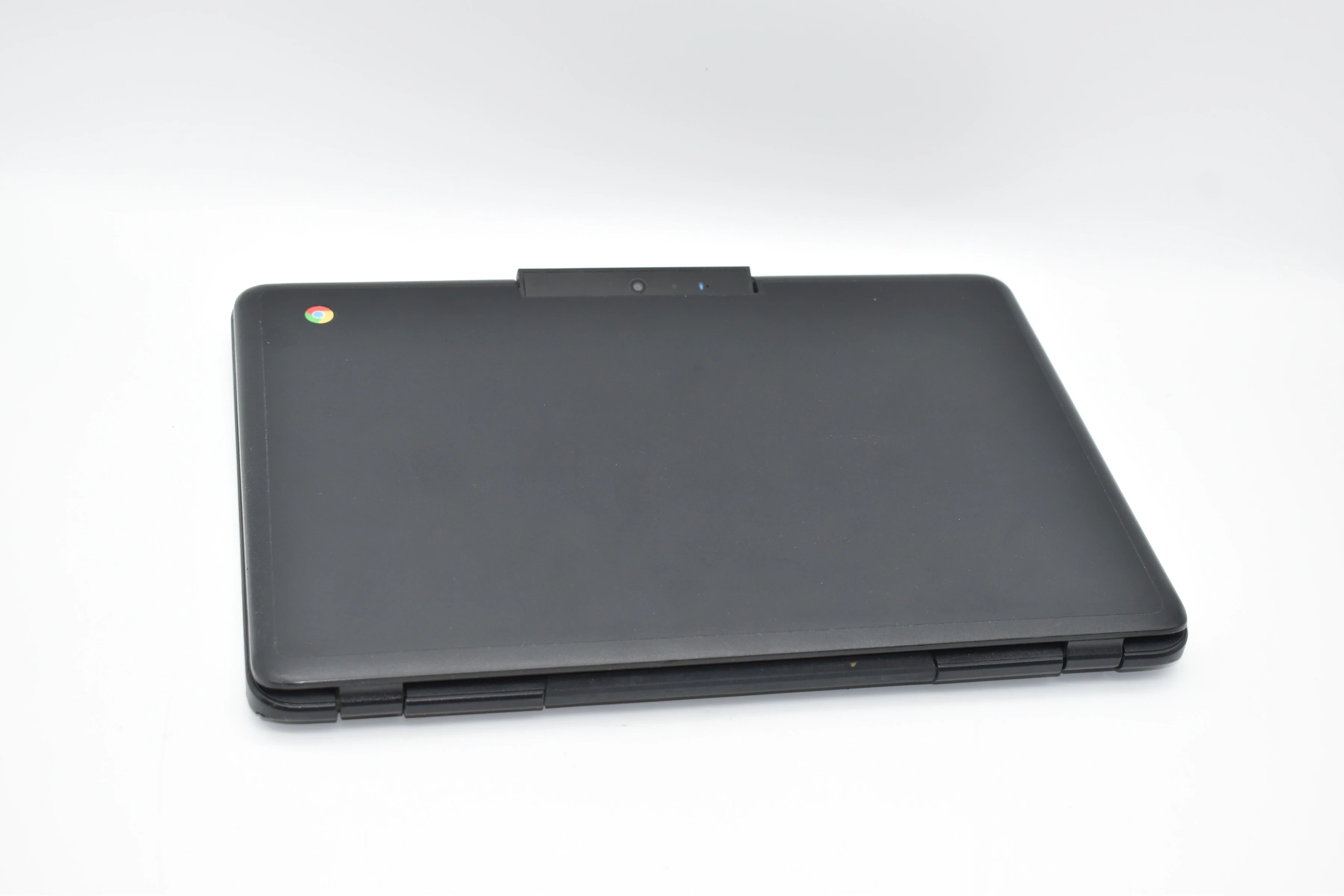 laptop-lenovo-81n3-stan-11323-2