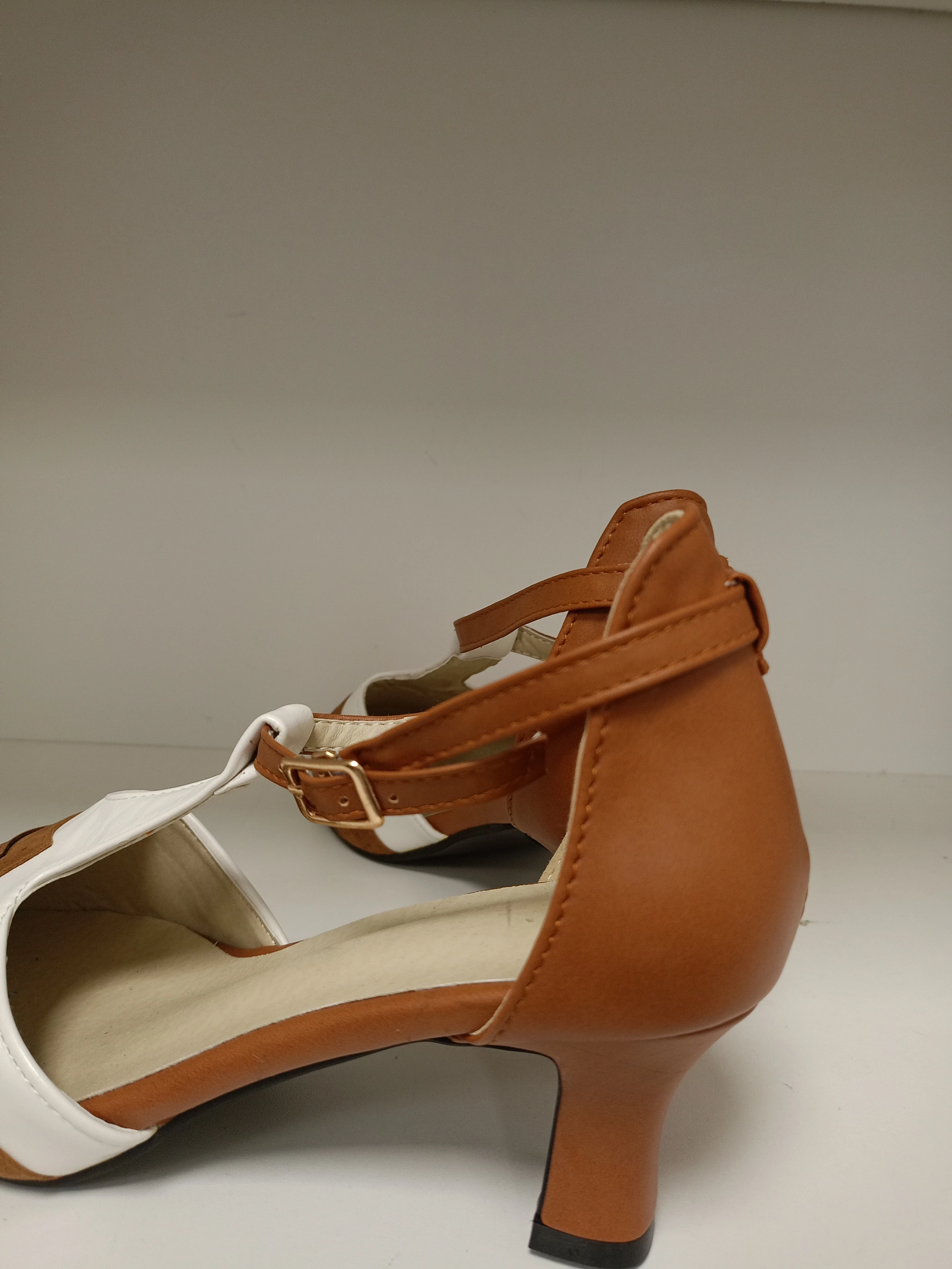 sliczne-damskie-obcasy-braz-rozmiar-39-dlugosc-wkladki-2470