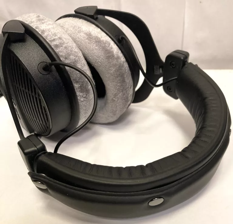 beyerdynamic-sluchawki-studyjne-profesjonalne-dt-990-pro-250-ohm-kolor-dominujacy-129357-3