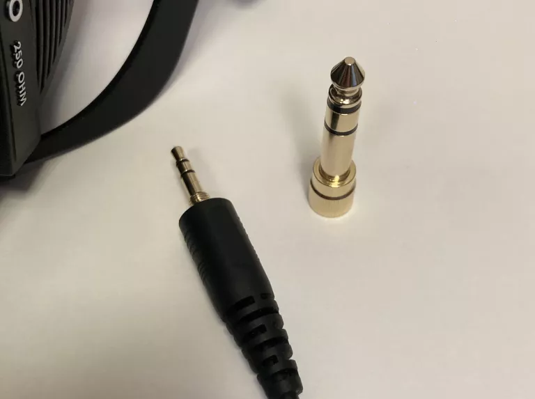 beyerdynamic-sluchawki-studyjne-profesjonalne-dt-990-pro-250-ohm-ean-gtin-4010118459030