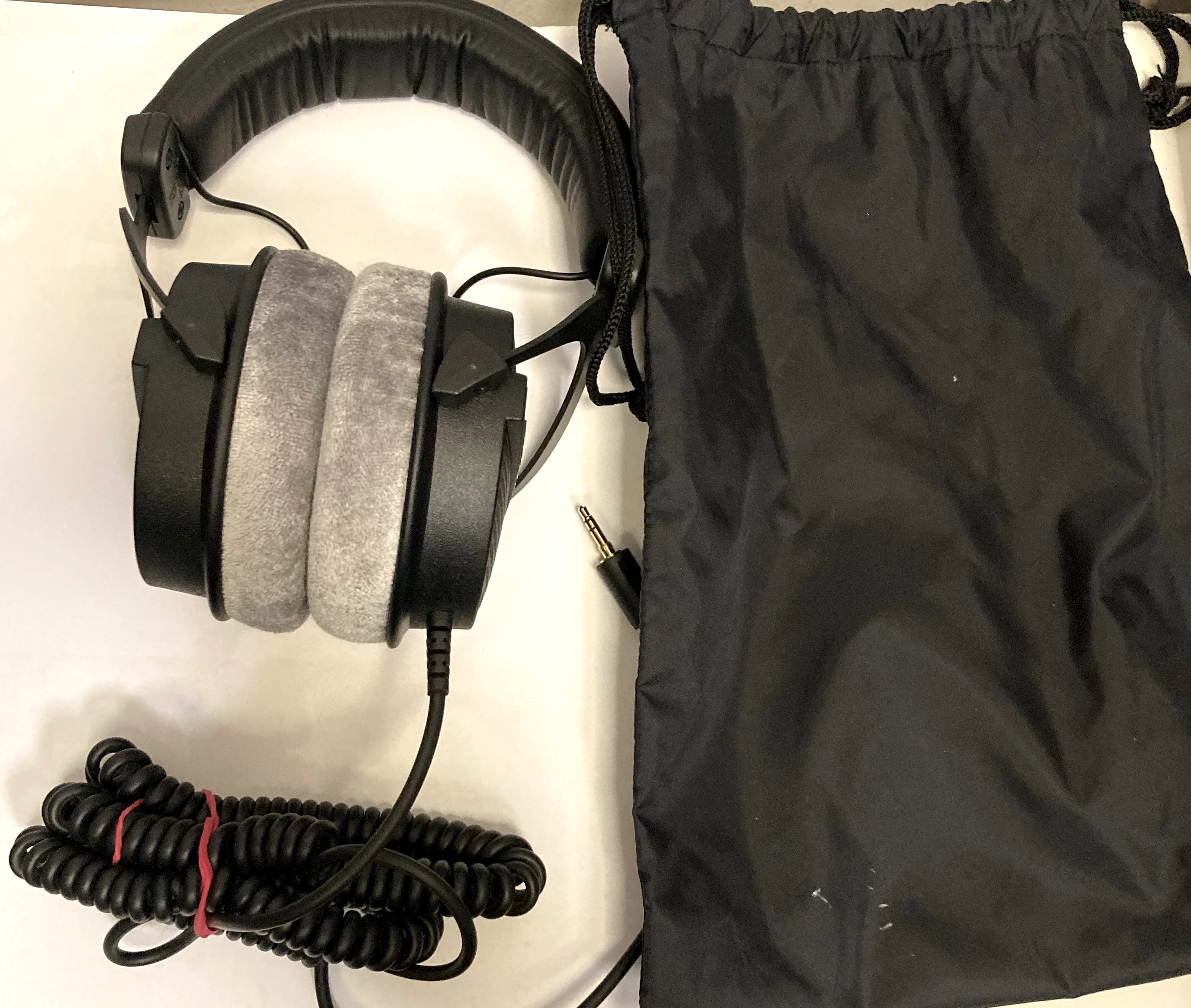 beyerdynamic-sluchawki-studyjne-profesjonalne-dt-990-pro-250-ohm-stan-11323-2