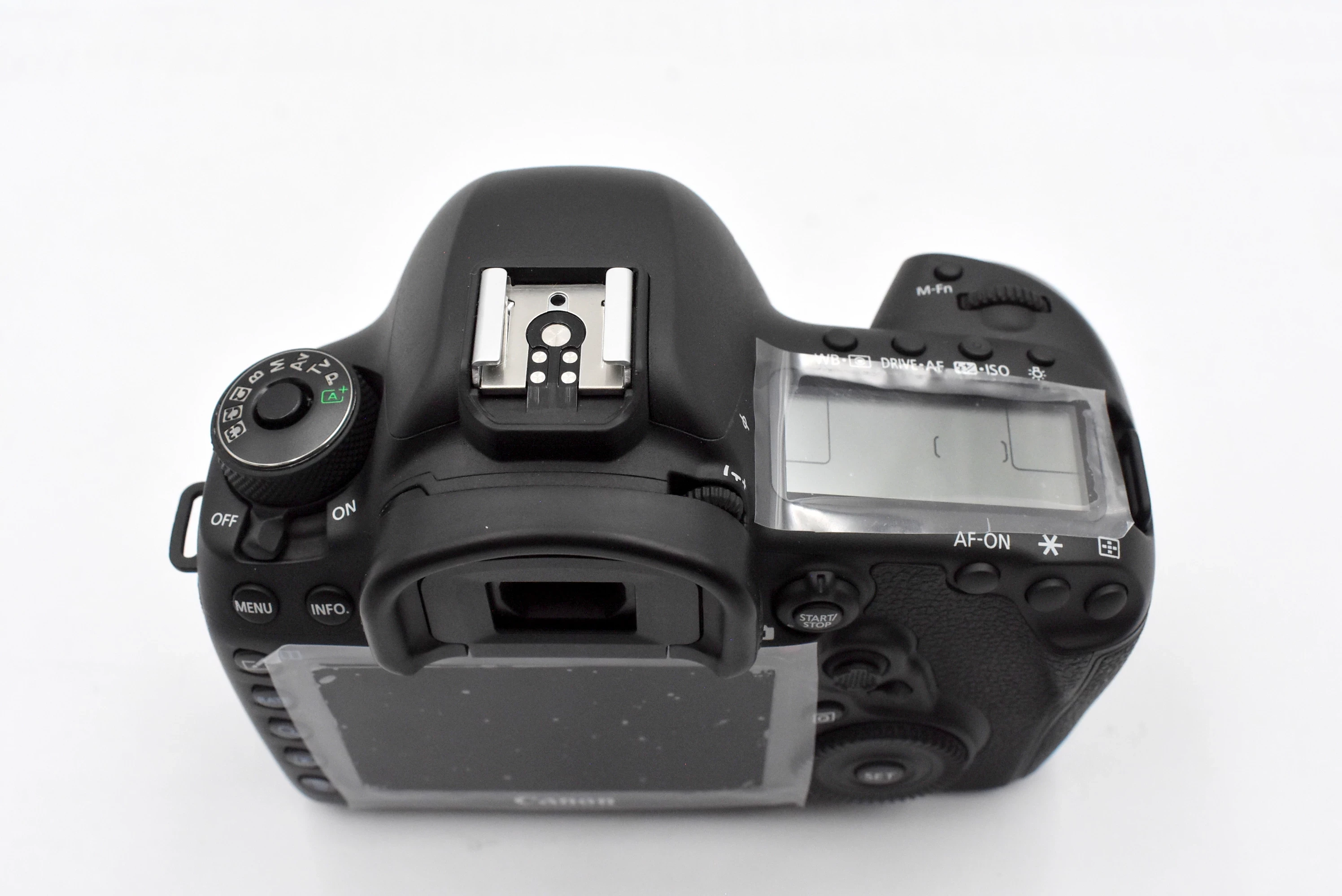 lustrzanka-canon-eos-5d-mark-iv-korpus-pudelko-kod-producenta-1483c025