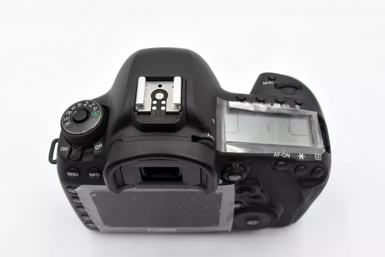lustrzanka-canon-eos-5d-mark-iv-korpus-pudelko-kod-producenta-1483c025