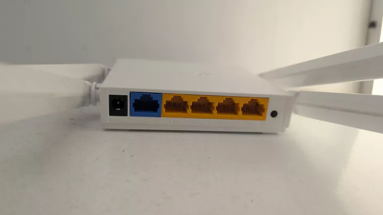 router-tp-link-ac750-archer-c24-stan-11323-2