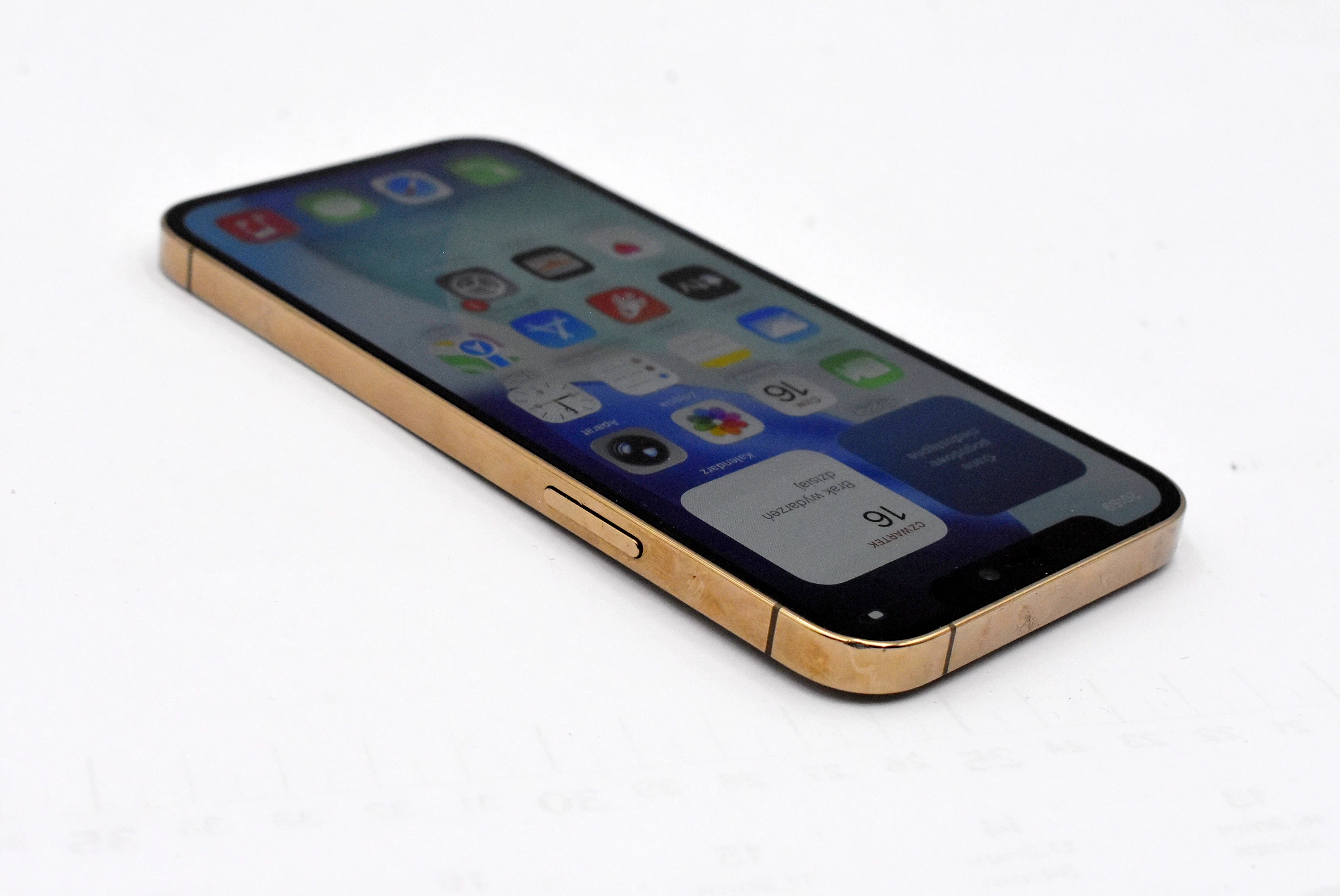 telefon-apple-iphone-12-pro-6gb128gb-zloty-kod-producenta-mgmm3pma