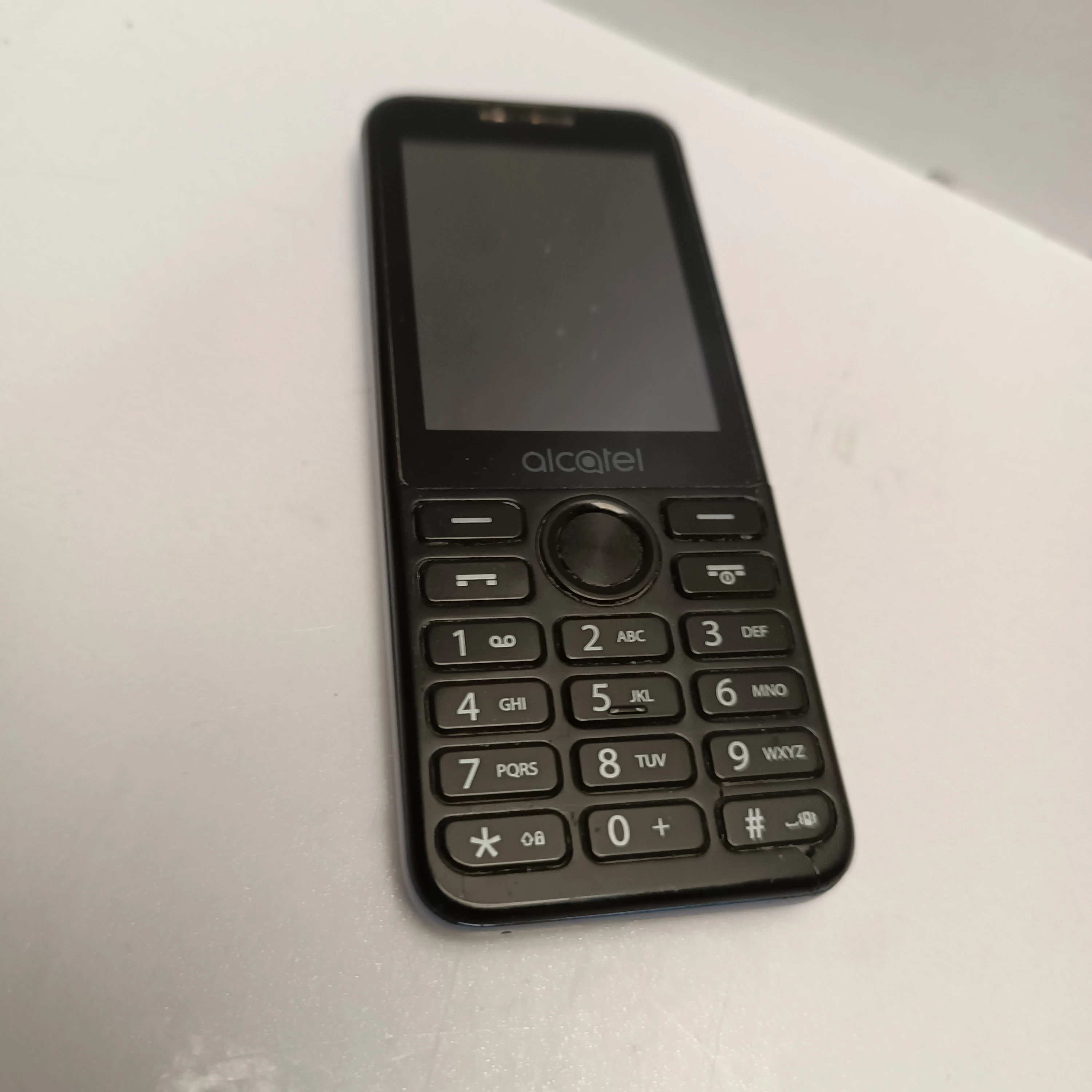 telefon-alcatel-2003d-stan-11323-2
