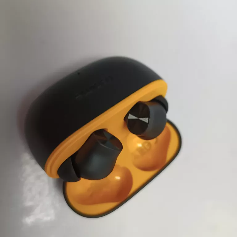 realme-buds-t200-lite-kolor-dominujacy-129357-3