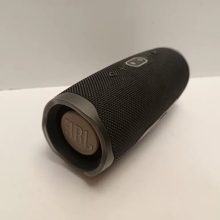 glosnik-jbl-charge-4-funkcje-221089-2