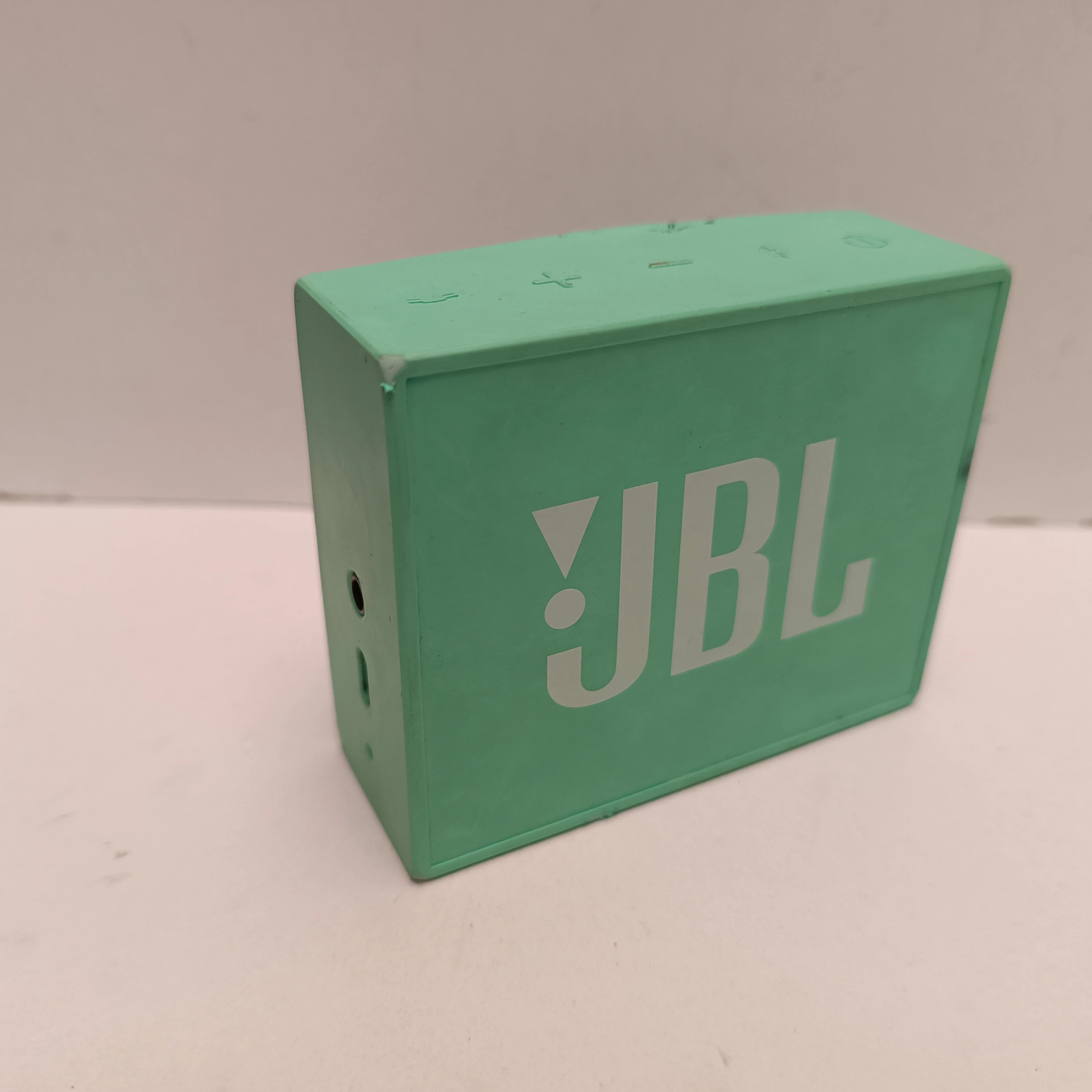 glosnik-jbl-go-1-moc-100