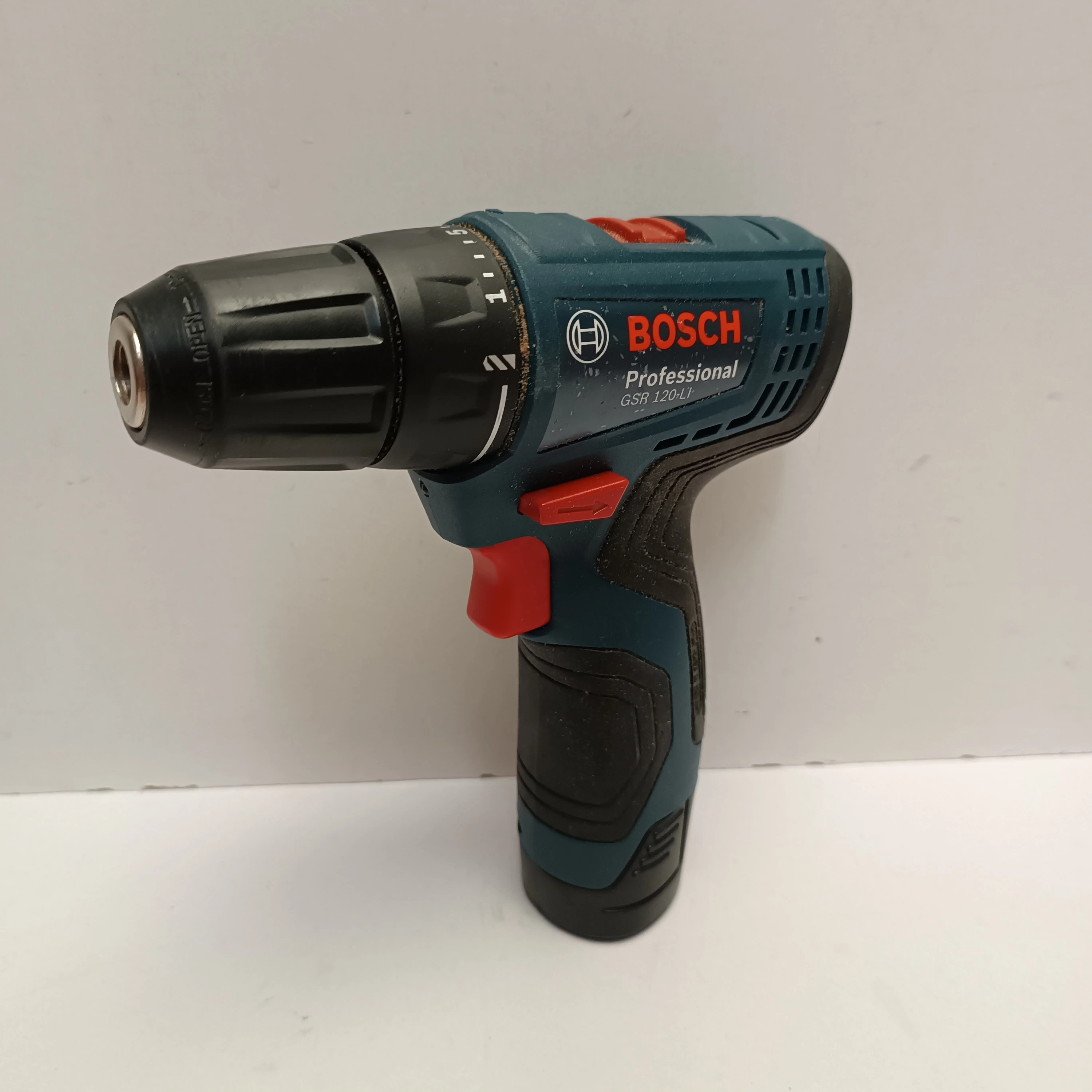 wkretarka-bosch-gsr-120-li-stan-11323-2