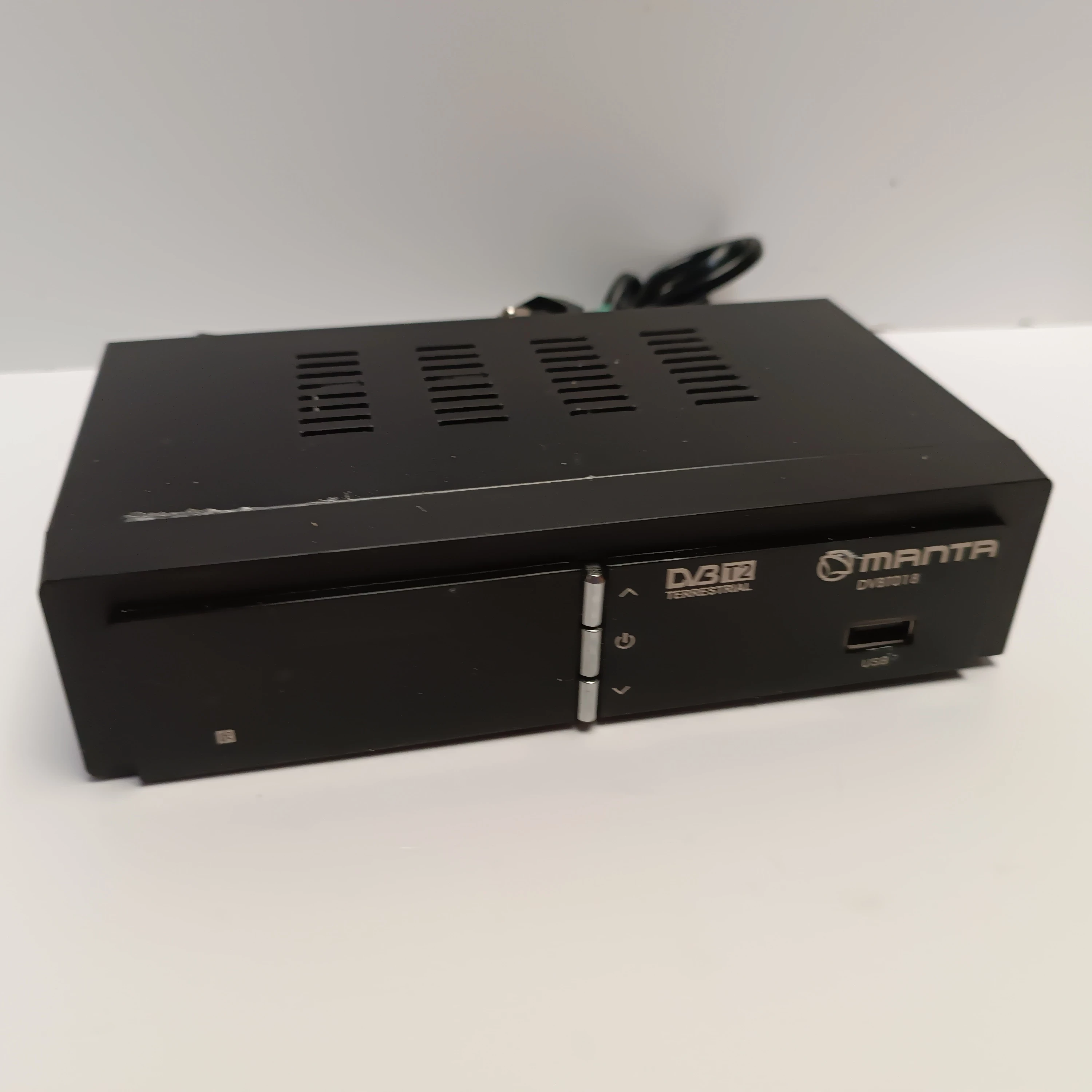 dekoder-manta-dvbt-2-dvbt018-dvb-t2hevc-stan-11323-2