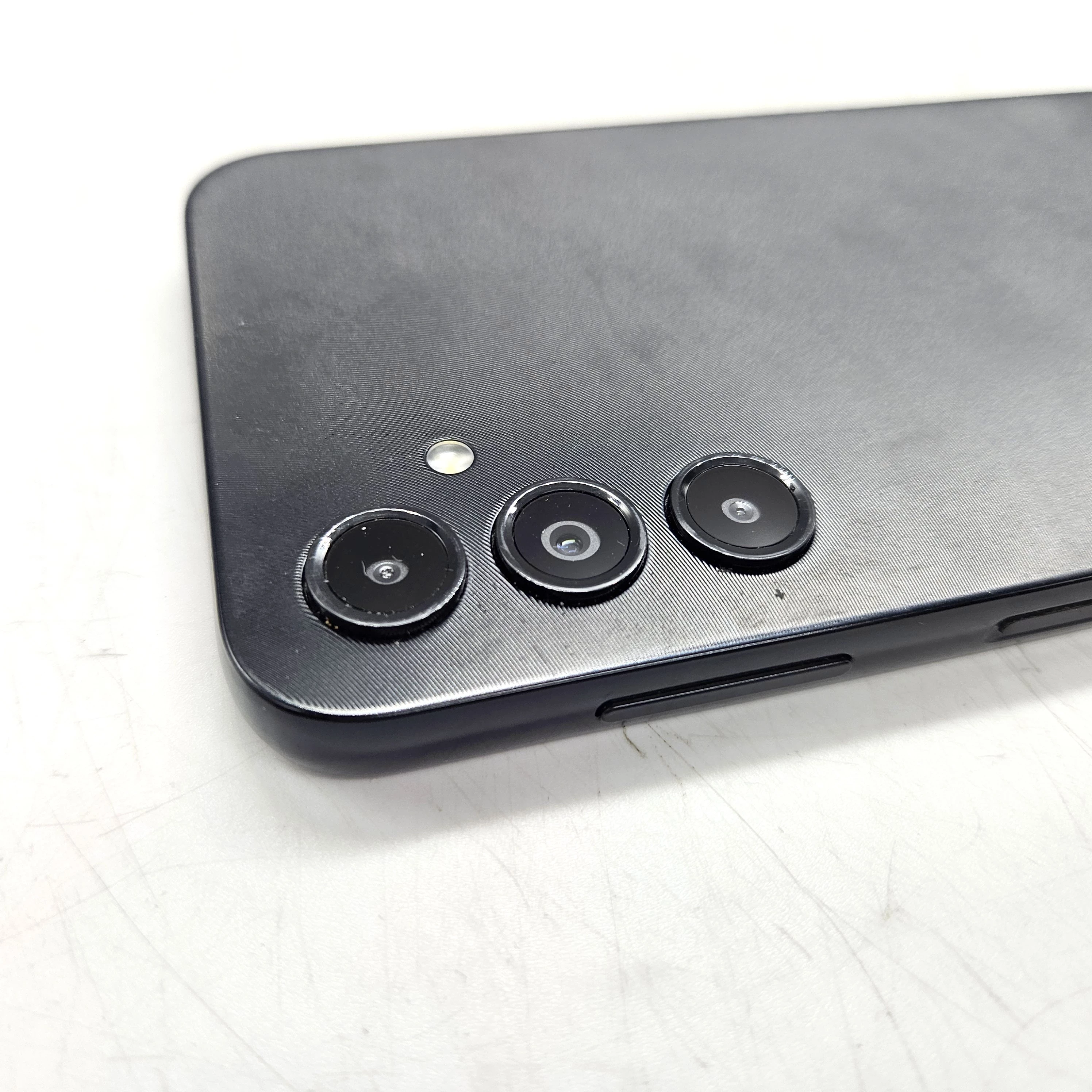 samsung-galaxy-a14-64gb-4ram-typ-202685-212929