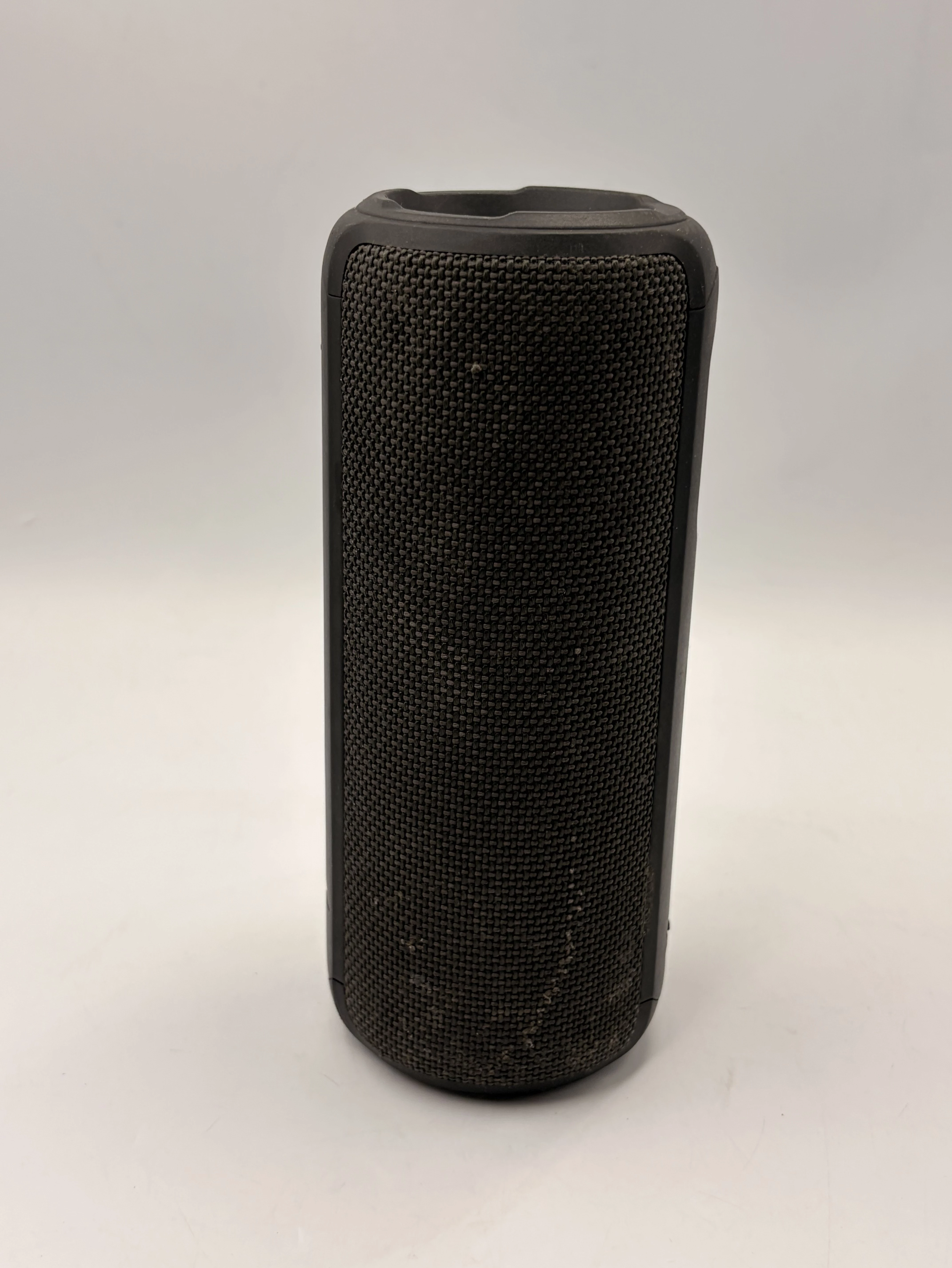 glosnik-przenosny-bluetooth-trust-23833-czarny-20w-ean-gtin-8713439238334