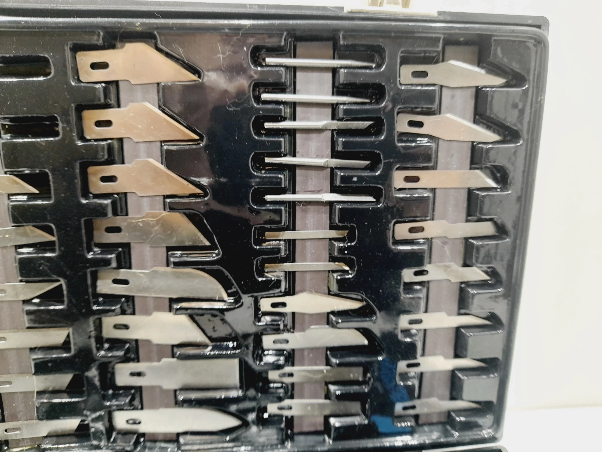 zestaw-nozy-skalpeli-modelarskich-waga-produktu-z-opakowaniem-jednostkowym-0500