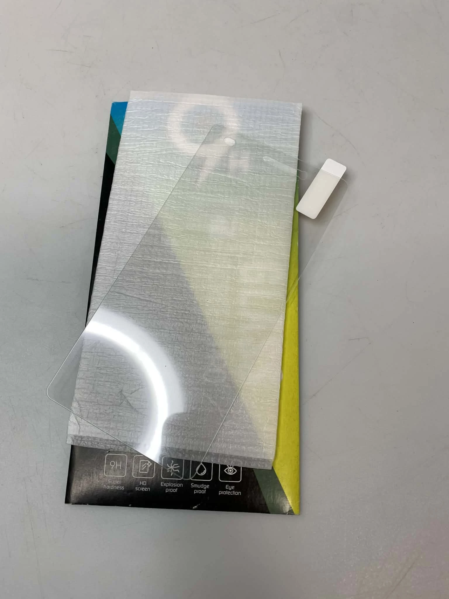 szklo-hartowane-do-telefonow-ean-gtin-5904476254040