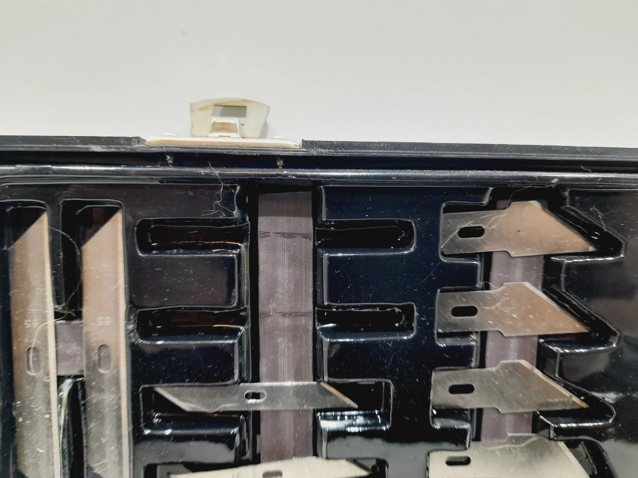 zestaw-nozy-skalpeli-modelarskich-ean-gtin-5907580110998