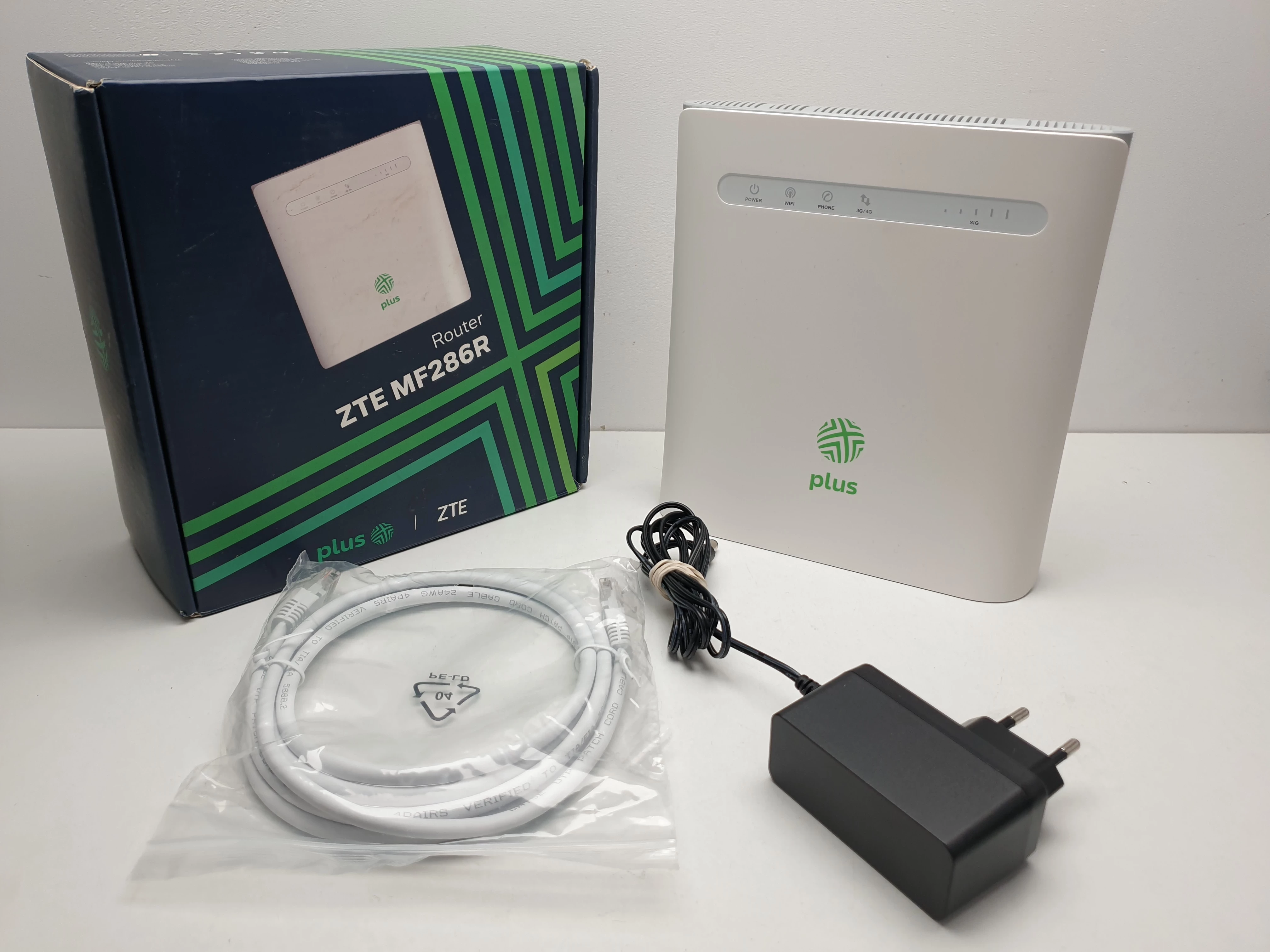 router-zte-mf286r-komplet-model-mf286r1