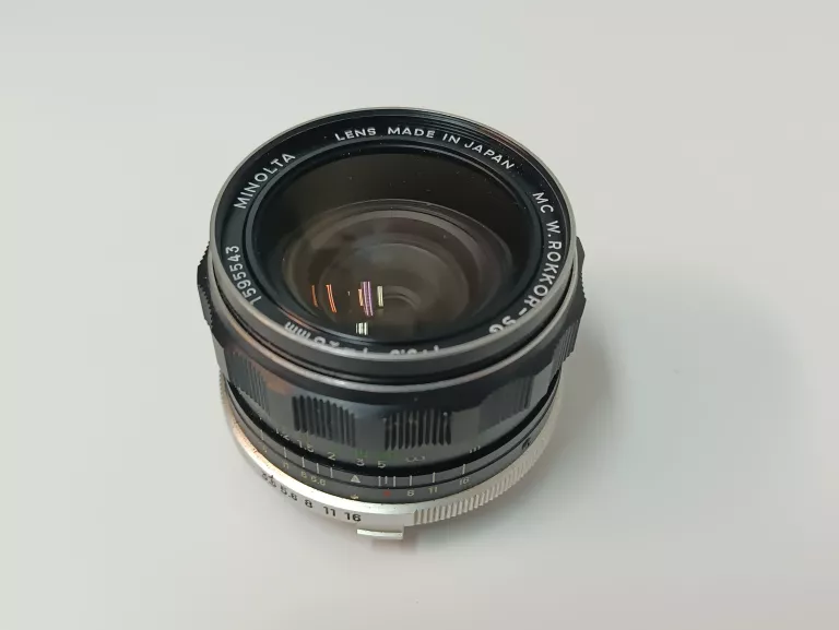 obiektyw-minolta-mc-rokkor-sg-28mm-135-stan-11323-2